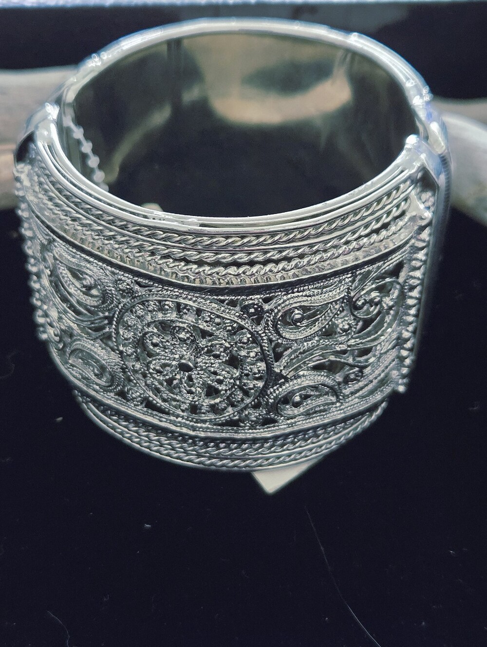 Amrita Singh UIntricate Silver Filigree Wide Cuff Bracelet - Women Jewelry